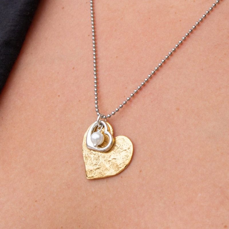 Cayenne gold heart and pearl charm necklace