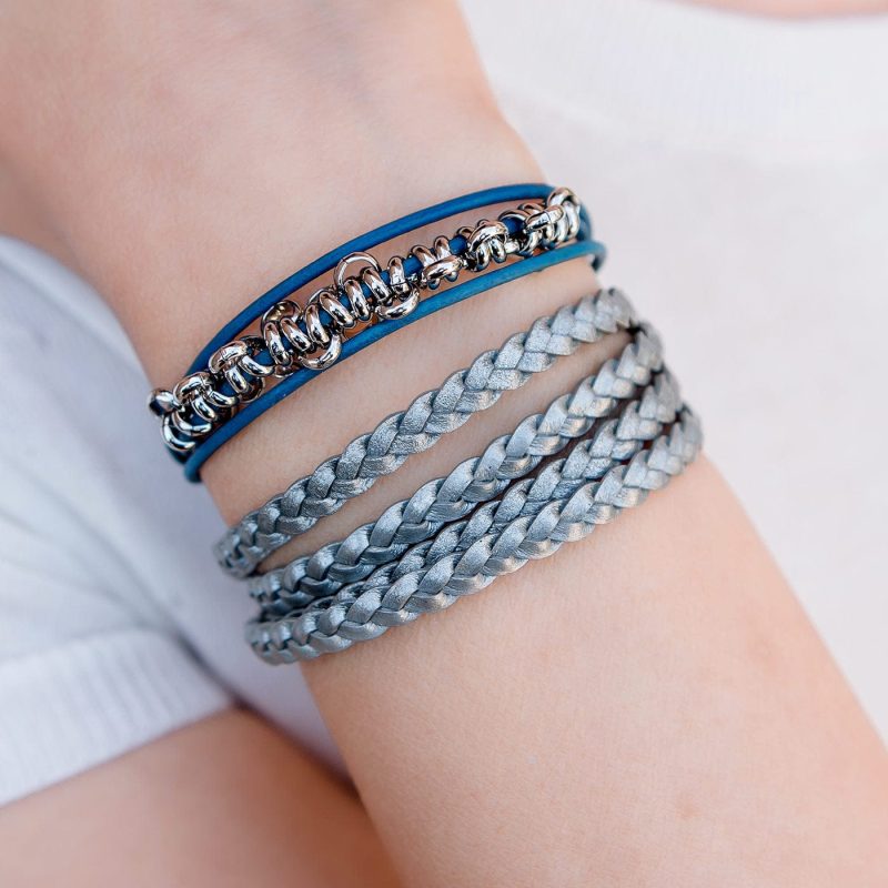 Charly bracelet in Nat Blue Nate in Metallic silver leather