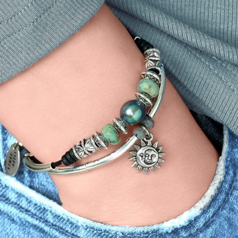 Costa Rica silver bracelet with Semi Precious Labradorite silver sun moon charm f8c424fb e729 4649 9e8b 7e9398144384