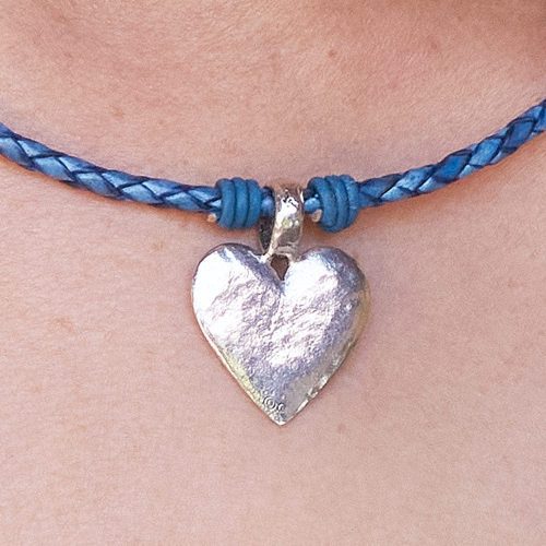 Hammered Heart pendant Silver Eternal Necklace blue leather