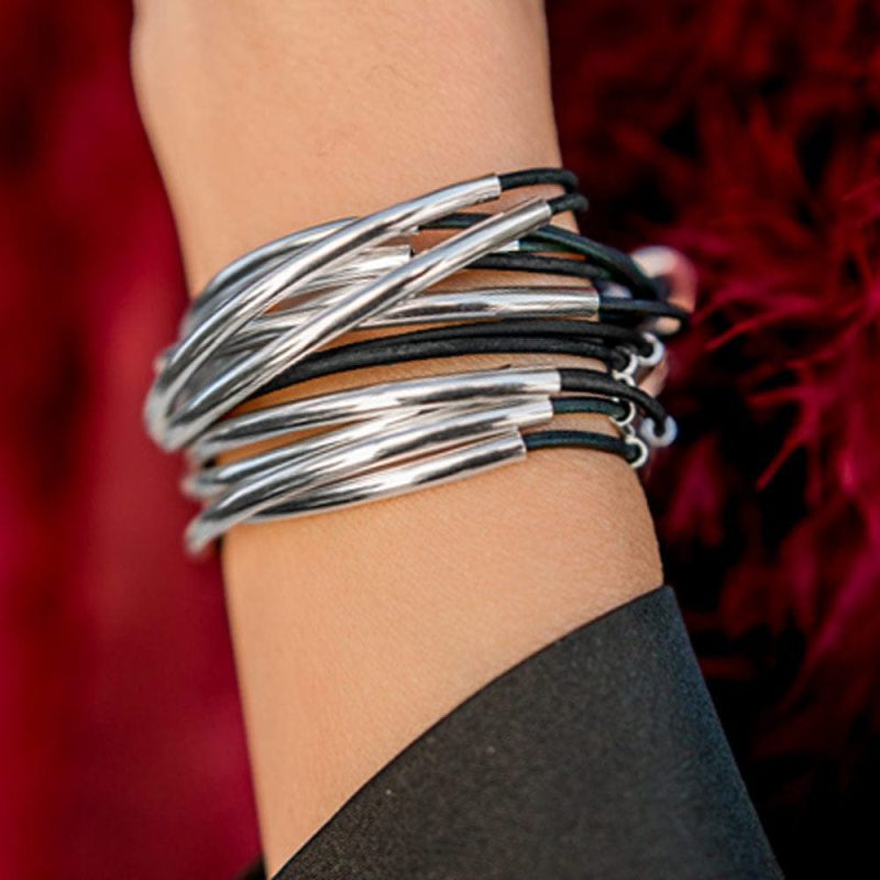 lizzy classic 4 strand black leather wrap bracelet w silver neutrall